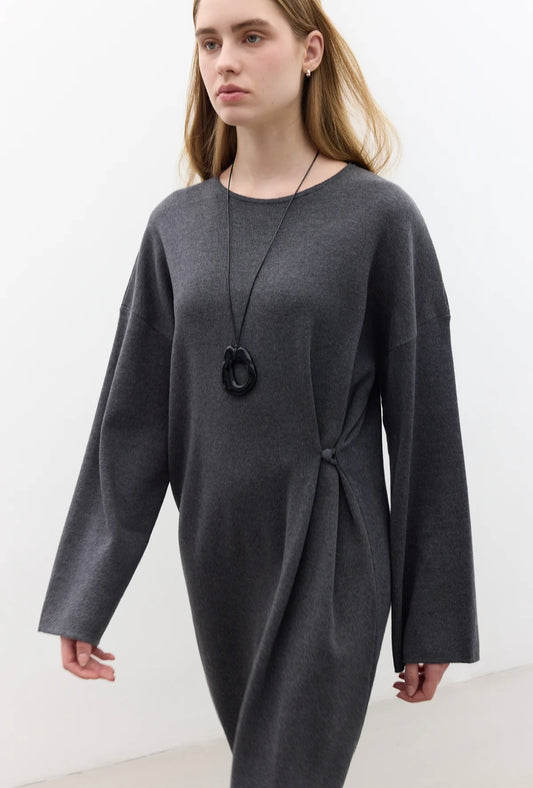 MANUKA - Strickkleid mit knopfdetail Antrazit