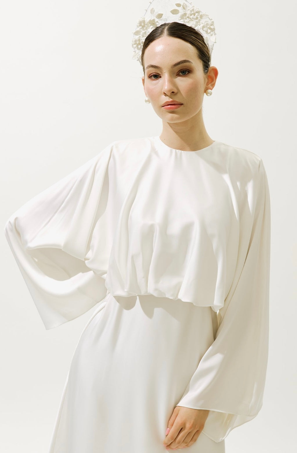 MANUKA - Adele Satin Abendkleid Weiß