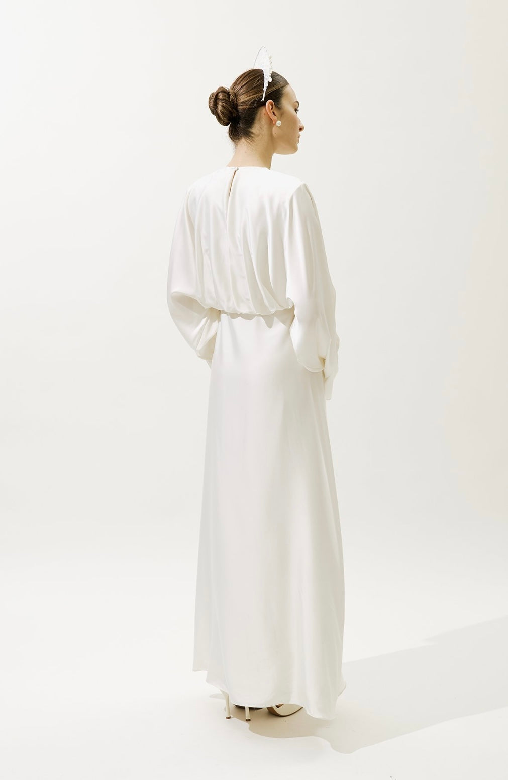 MANUKA - Adele Satin Abendkleid Weiß