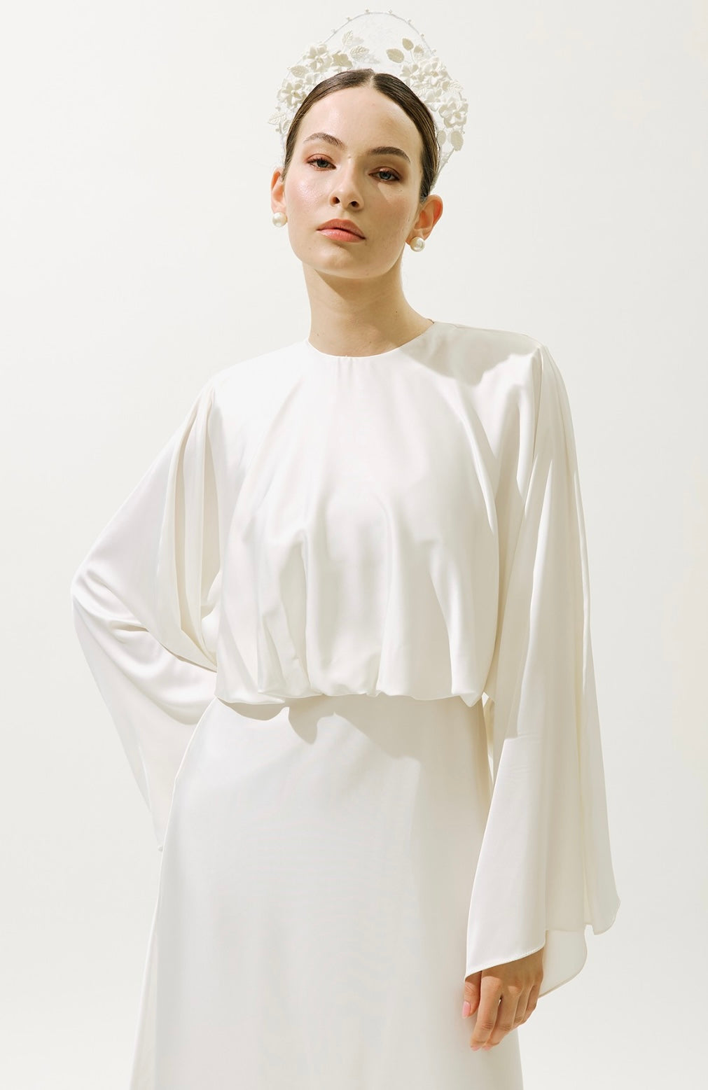 MANUKA - Adele Satin Abendkleid Weiß