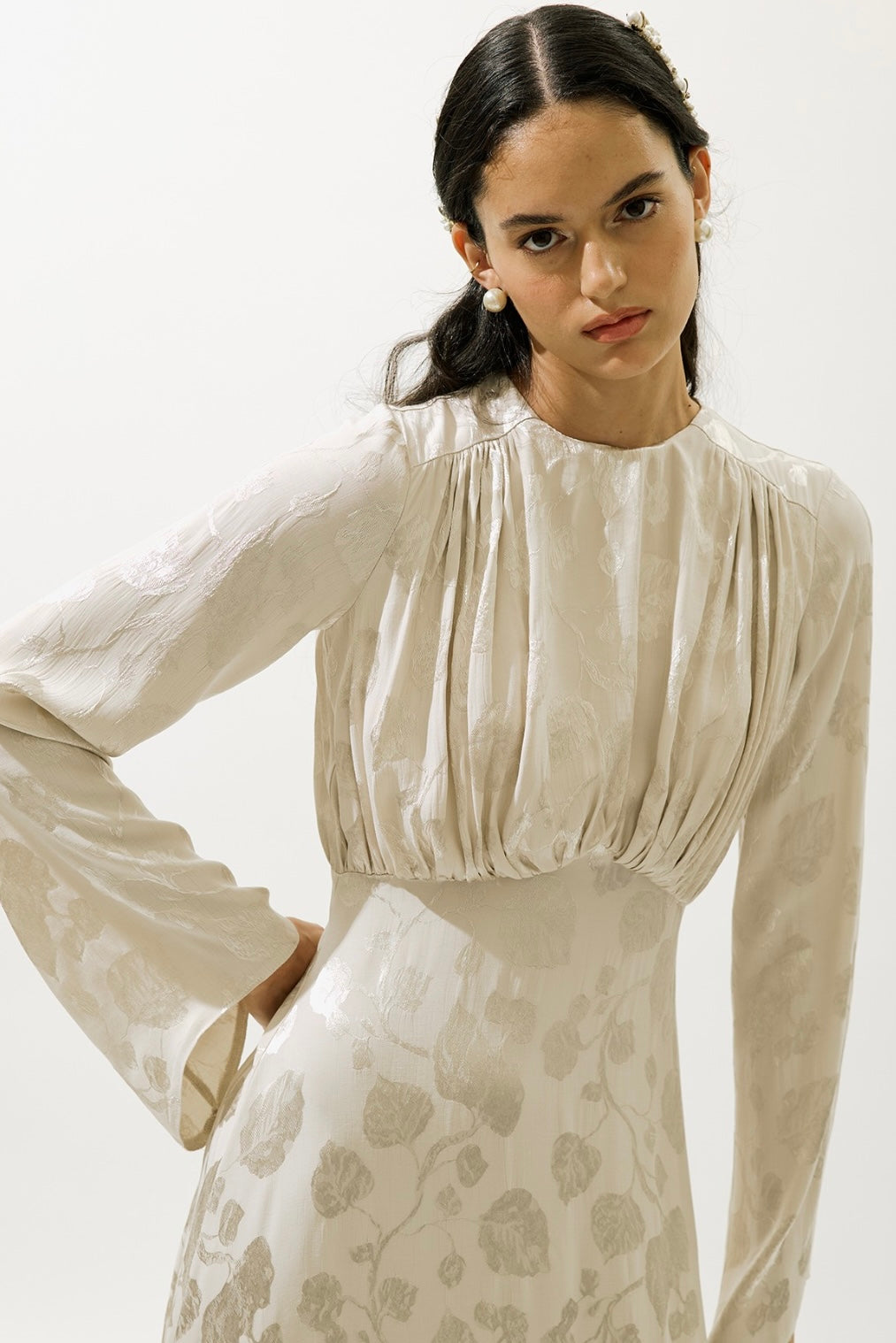 MANUKA - Jaquard Satin Kleid Ecru