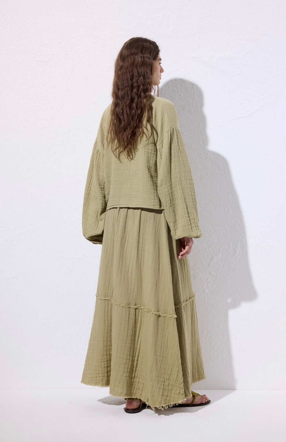 MANUKA - Musselin Crop Bluse Grün