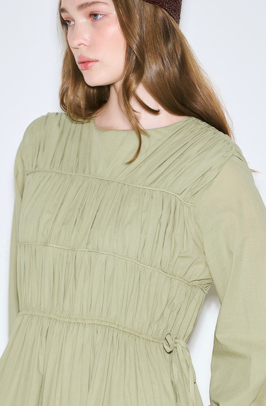 MANUKA - Kleid mit Raffungen Matcha