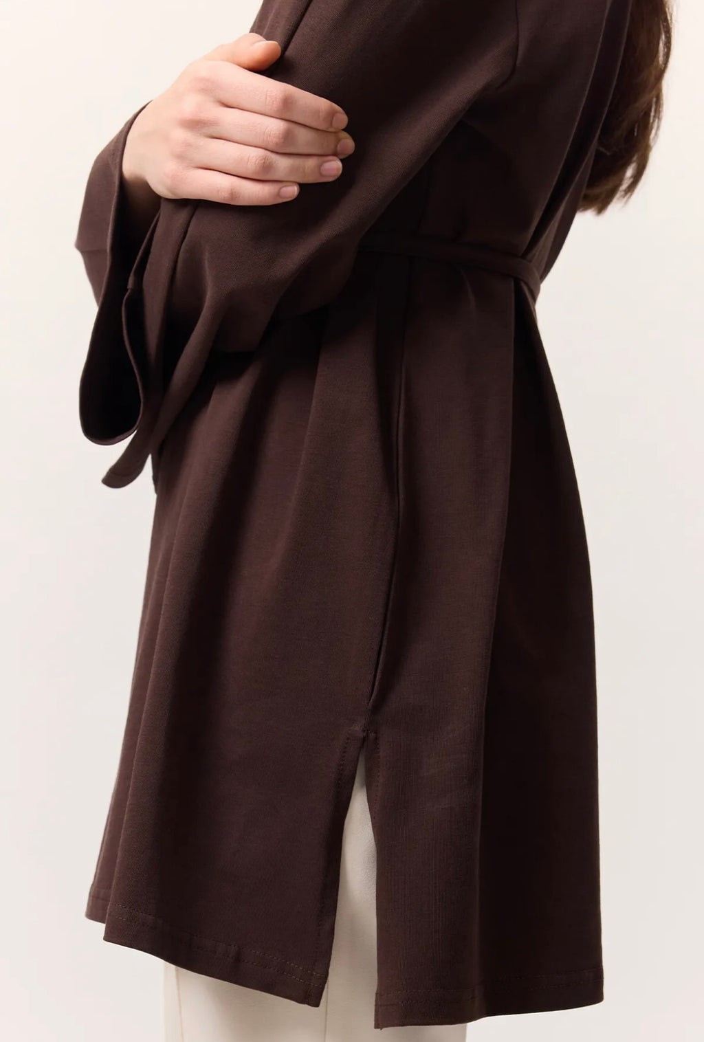 MANUKA - Oversize Shirt mit Bindegürtel Dunkelbraun