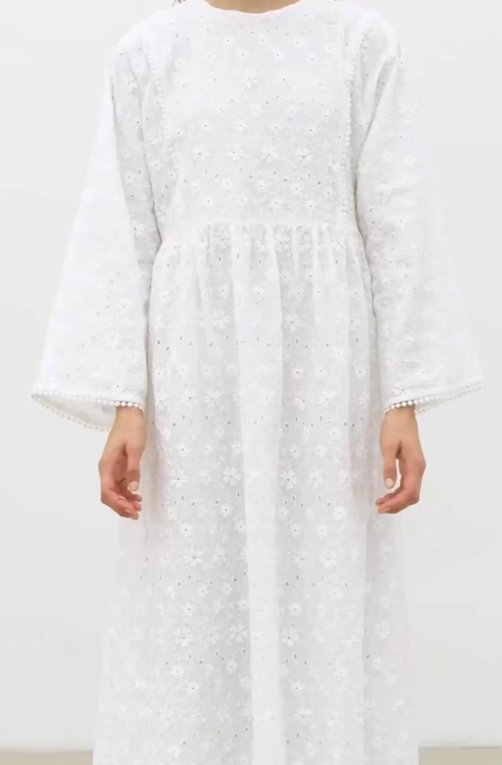 MANUKA - Kleid mit Stickerei Ecru